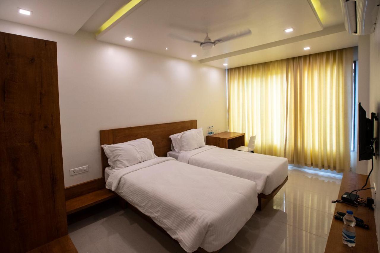 Hotel The Orange Flag Aurangabad  Exterior photo